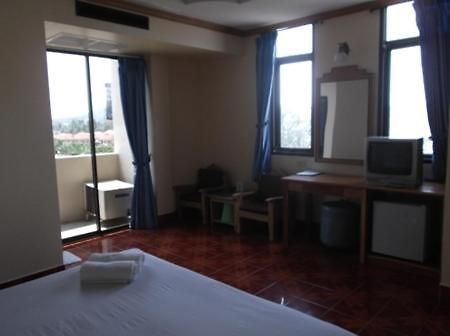 Sr Hotel Surat Thani Rum bild